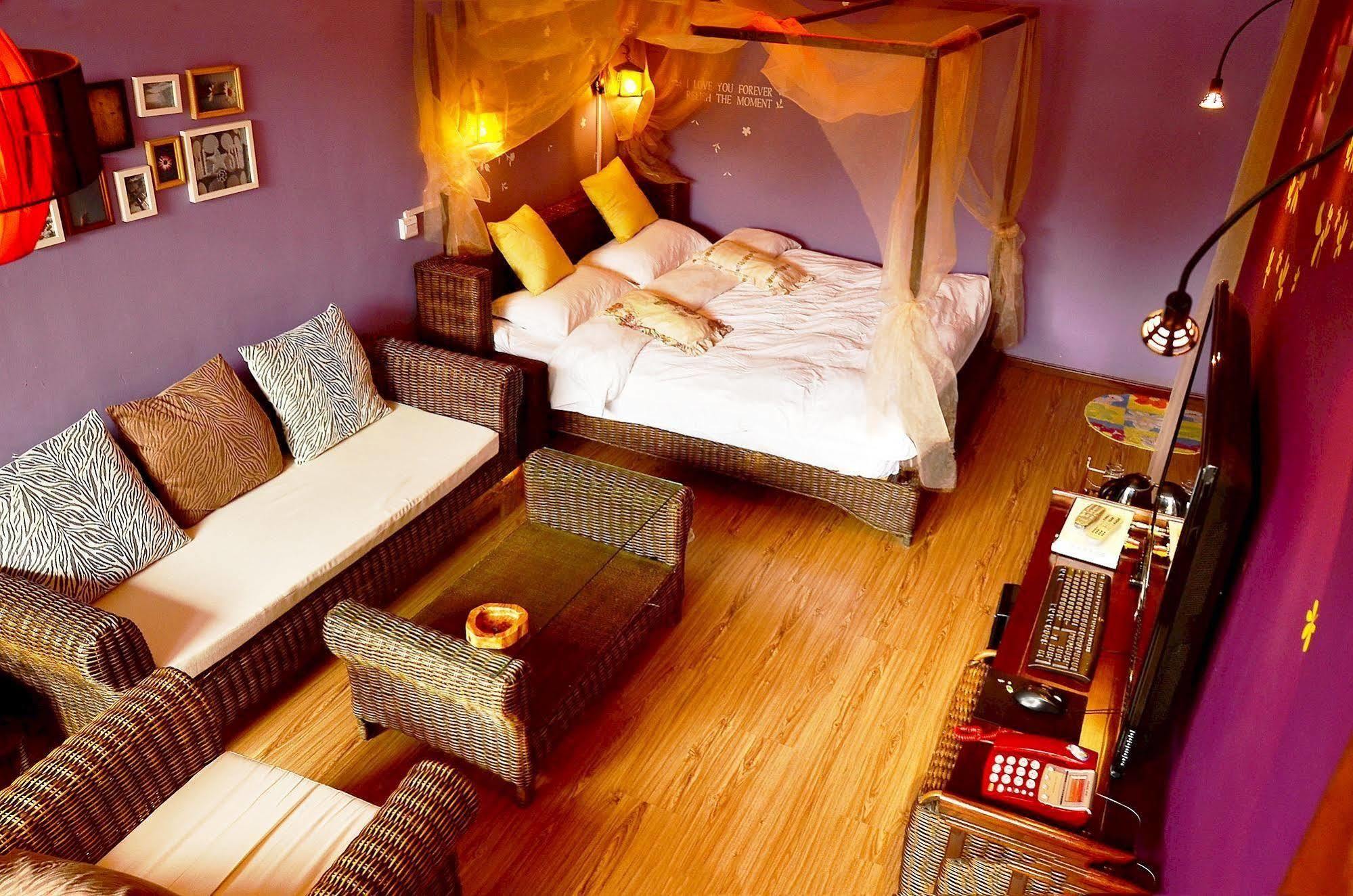 Lijiang Overseas Club Hotel Екстериор снимка