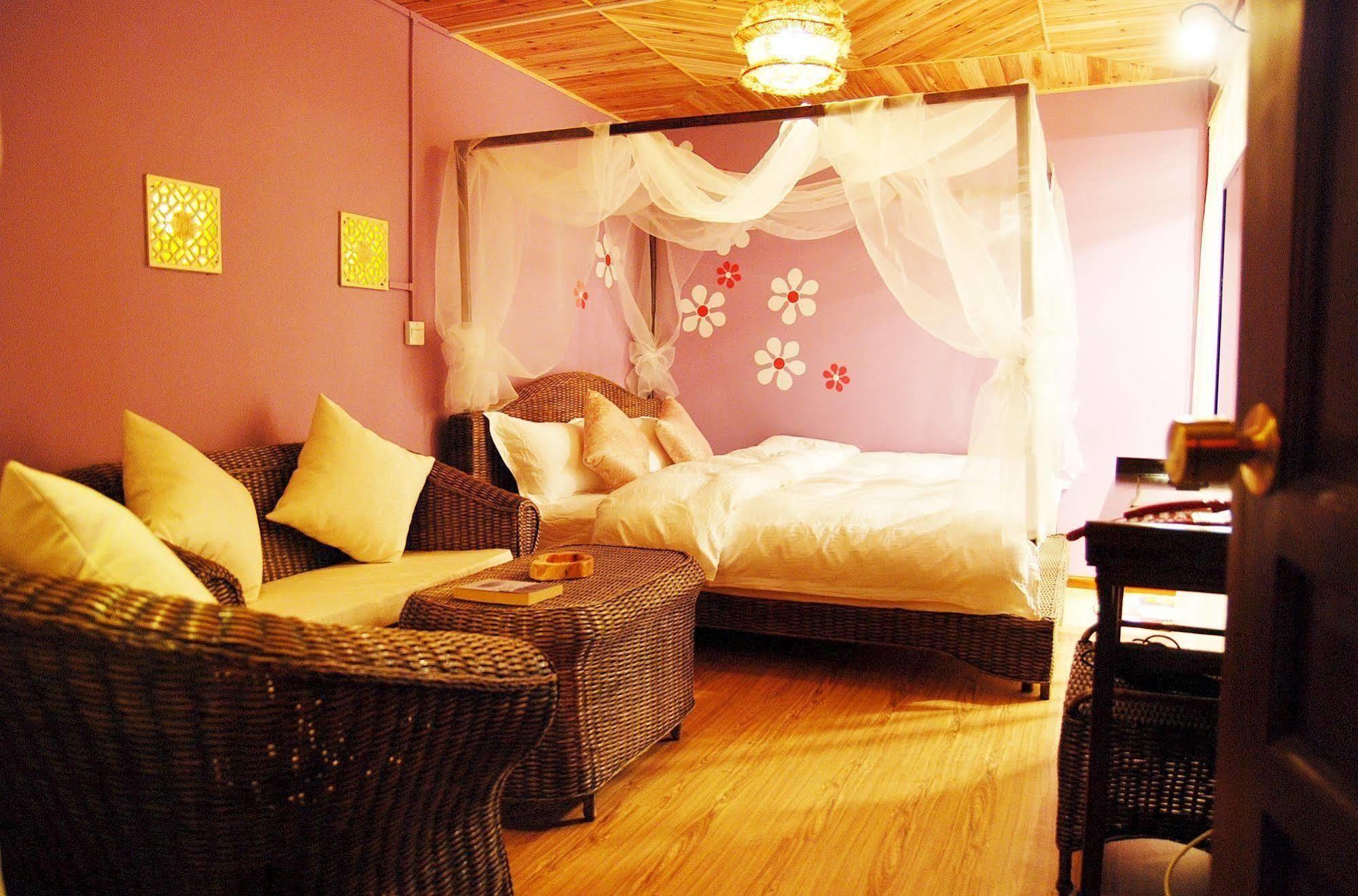 Lijiang Overseas Club Hotel Екстериор снимка