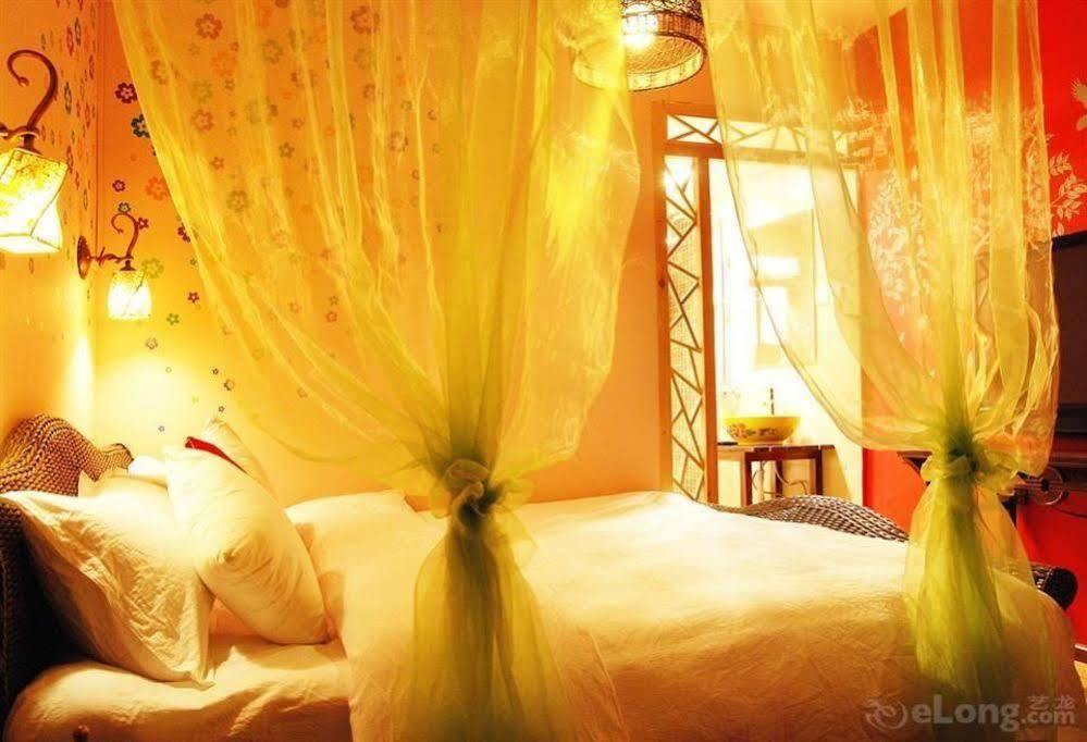 Lijiang Overseas Club Hotel Екстериор снимка