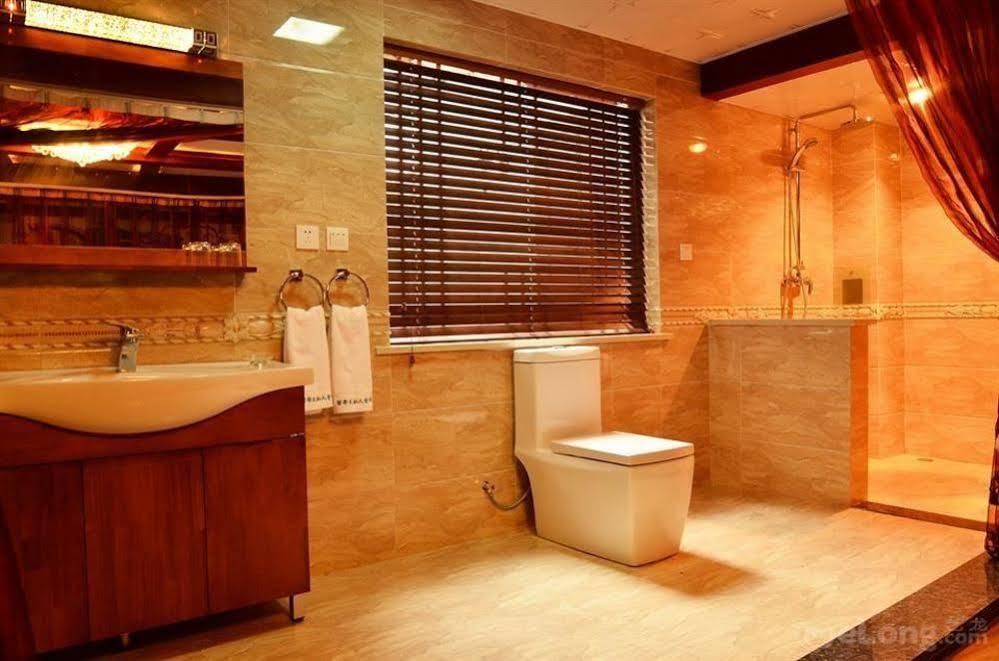 Lijiang Overseas Club Hotel Екстериор снимка