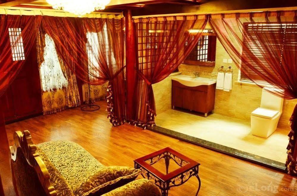 Lijiang Overseas Club Hotel Екстериор снимка